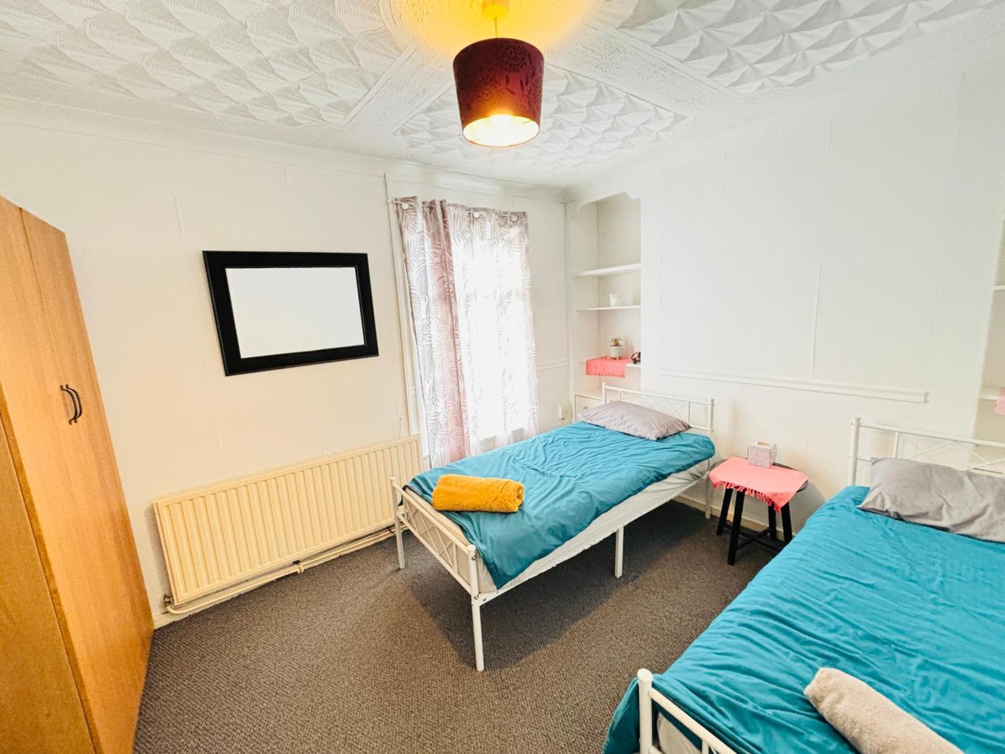ליברפול Entire 3 Bedroom House- Free Parking מראה חיצוני תמונה